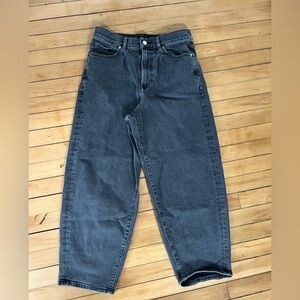 Express Balloon Leg super high‎ rise black denim